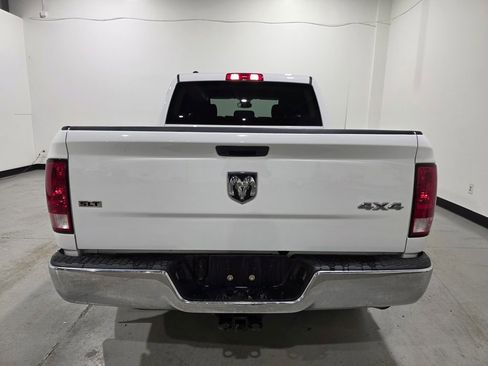Used 2022 RAM 1500 Classic SLT image 3