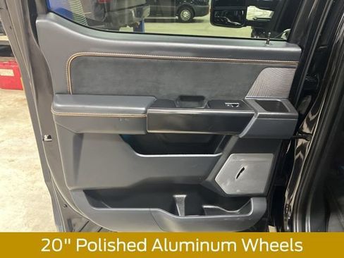 Used 2023 Ford F150 Platinum image 39