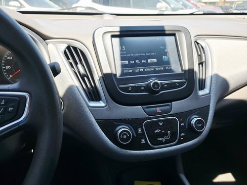 Used 2016 Chevrolet Malibu LS FWD image 32