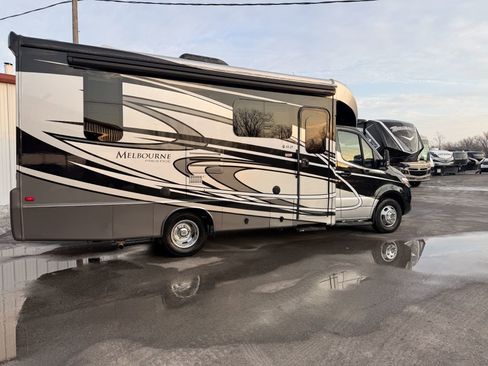 Used 2019 Mercedes-Benz Sprinter 170 image 34