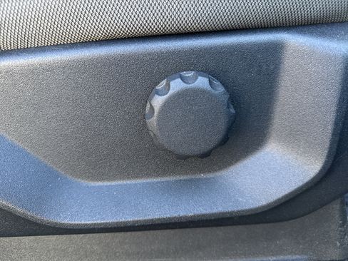 Used 2016 Ford F150 XLT w/ Equipment Group 301A Mid image 25