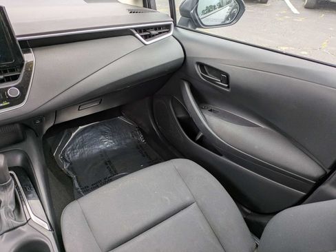 Used 2023 Toyota Corolla LE FWD image 16