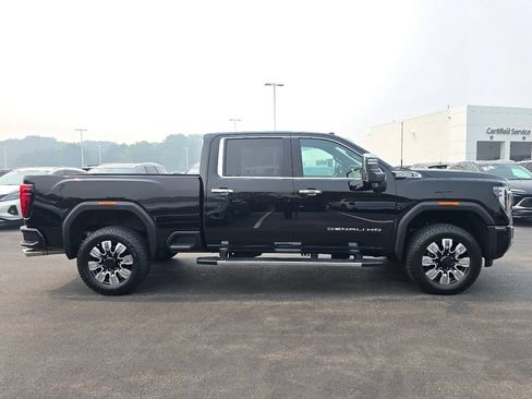 Certified 2025 GMC Sierra 2500 Denali w/ Denali Reserve Package AWD/4WD image 7