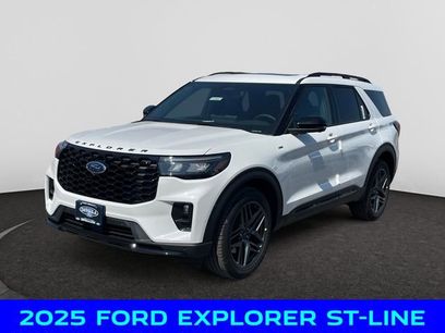 New 2025 Ford Explorer ST-Line w/ Premium Package