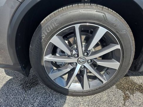 Certified 2025 Acura MDX FWD w/ Technology Package image 10