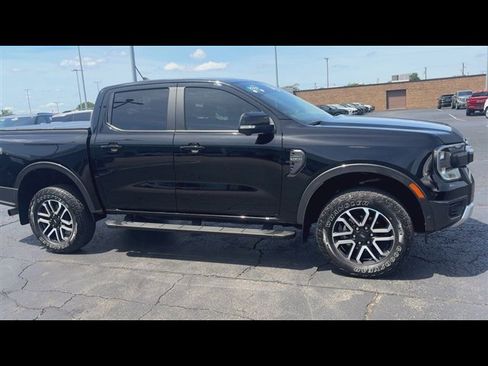 Used 2024 Ford Ranger Lariat w/ FX4 Off-Road Package AWD/4WD image 2
