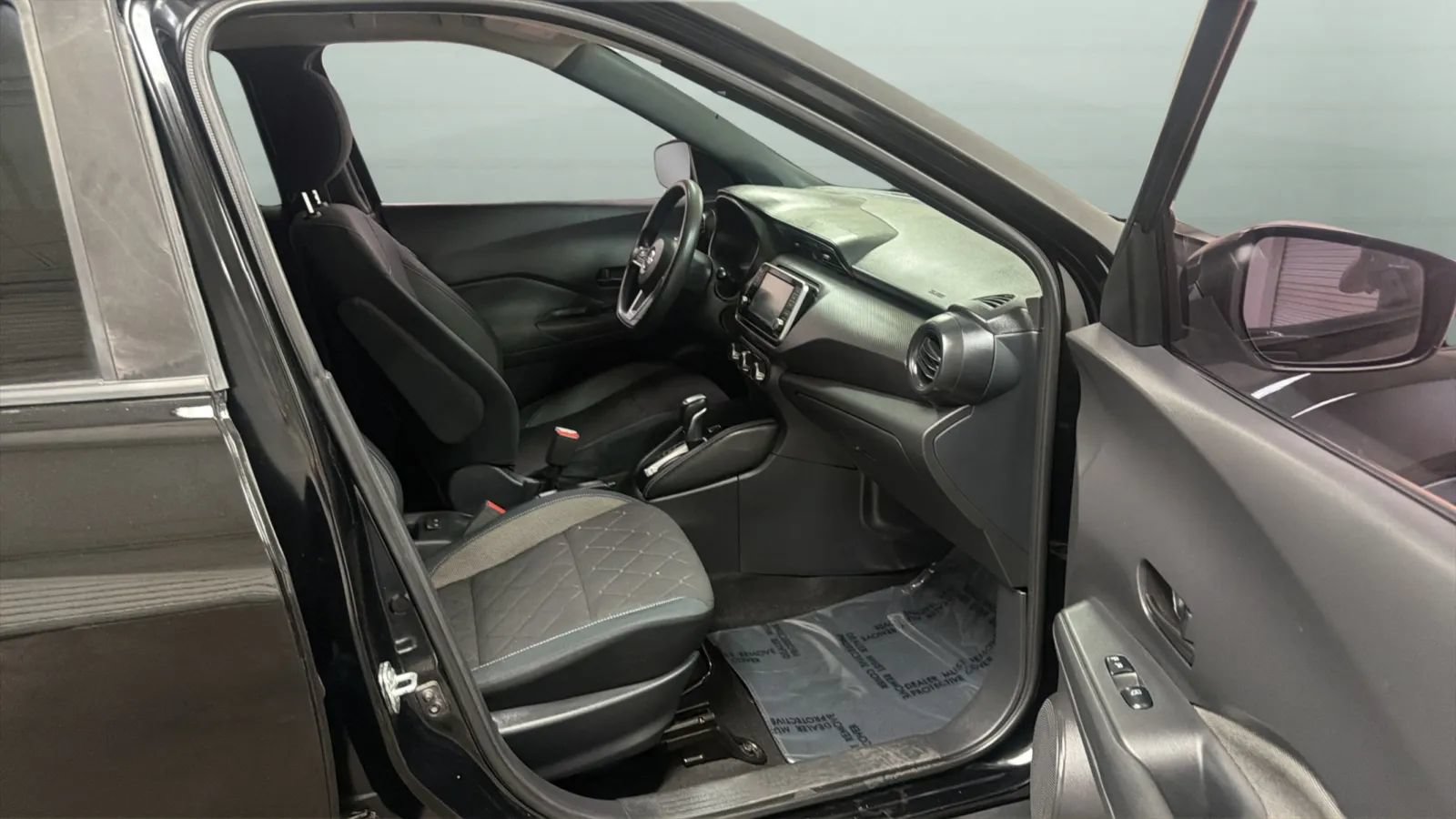 Used 2018 Nissan Kicks S FWD image 22