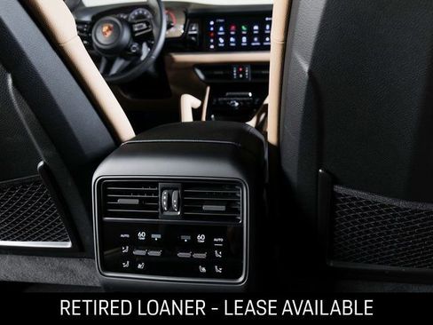 Certified 2025 Porsche Cayenne image 14
