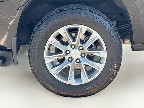 Used 2021 Chevrolet Silverado 1500 High Country w/ Safety Package II AWD/4WD image 30
