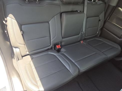Used 2020 GMC Sierra 1500 SLT w/ SLT Premium Plus Package AWD/4WD image 23