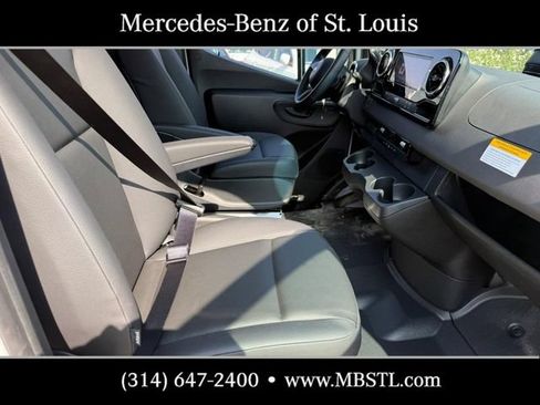 New 2026 Mercedes-Benz Sprinter 2500 image 8