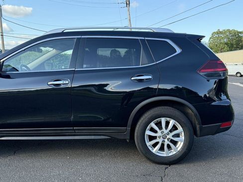 Used 2020 Nissan Rogue SV AWD/4WD image 6
