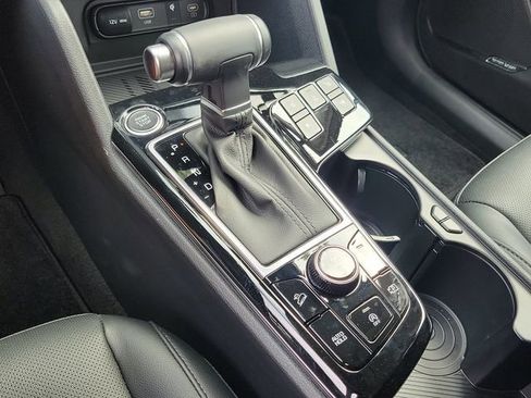 Used 2024 Kia Sportage SX image 15