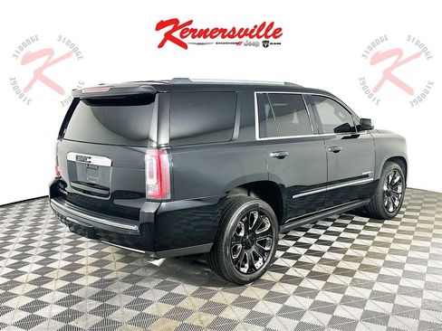 Used 2019 GMC Yukon Denali w/ Denali Ultimate Package image 7
