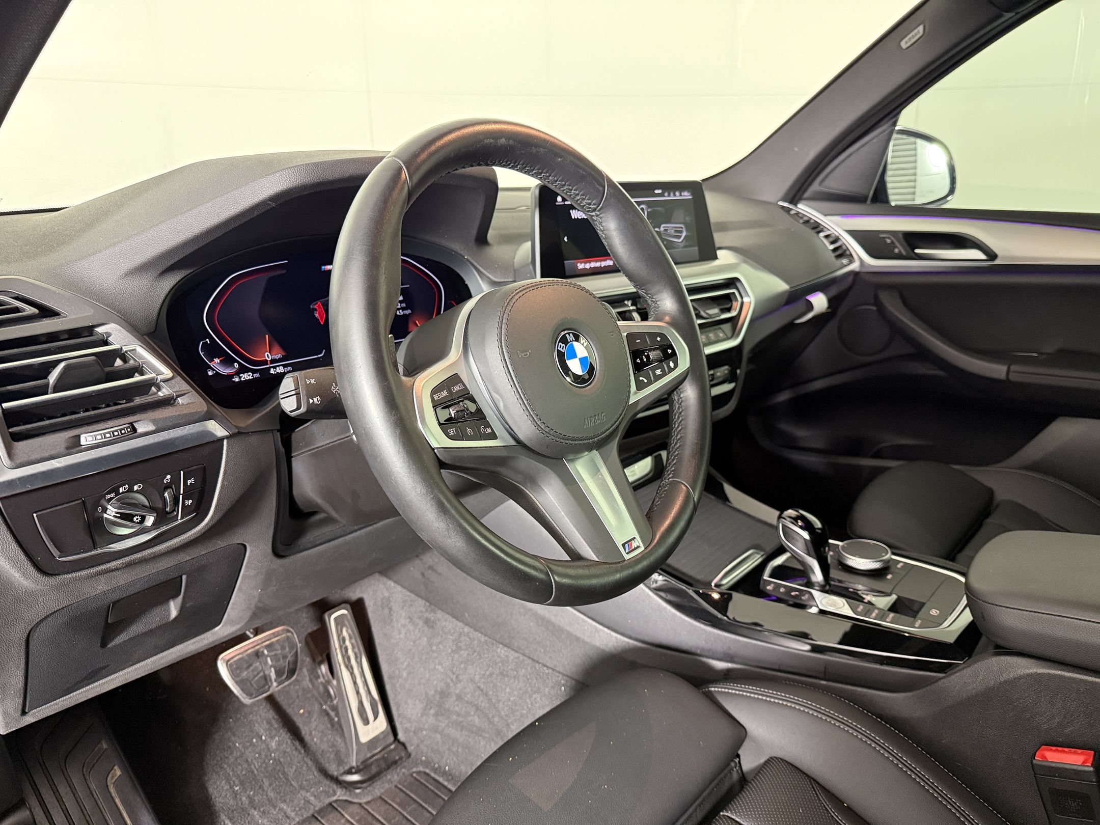 Used 2024 BMW X3 sDrive30i w/ M Sport Package RWD image 25