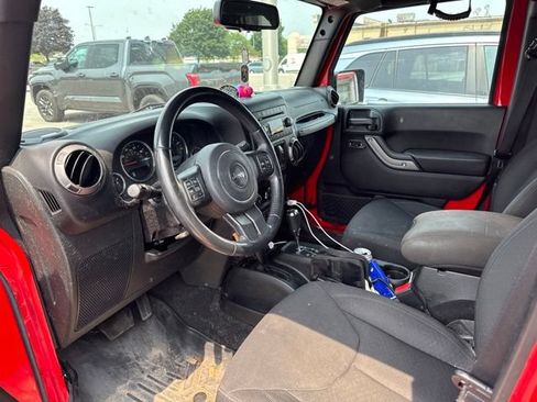 Used 2018 Jeep Wrangler Unlimited Sport S AWD/4WD image 8