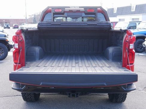 Used 2023 Chevrolet Silverado 1500 ZR2 w/ Technology Package image 13