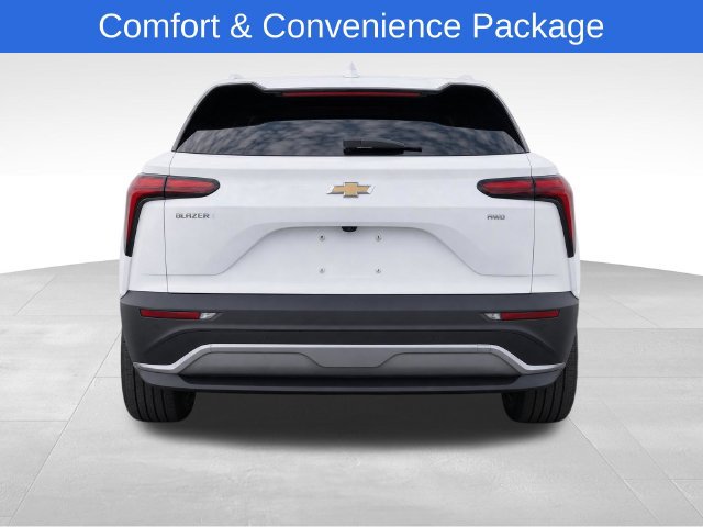 Used 2024 Chevrolet Blazer EV LT AWD/4WD image 7