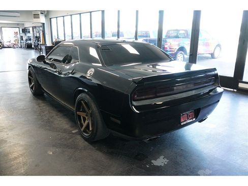 Used 2013 Dodge Challenger R/T w/ R/T Redline Group RWD image 5