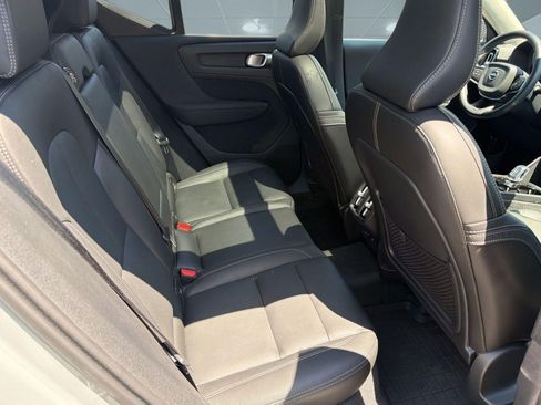 Used 2024 Volvo XC40 B5 Plus w/ Protection Package Premier AWD/4WD image 29