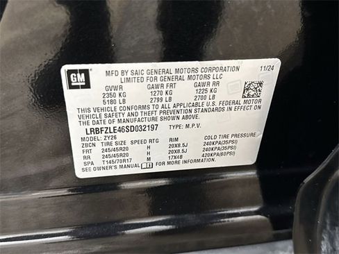 Used 2025 Buick Envision Sport Touring image 31