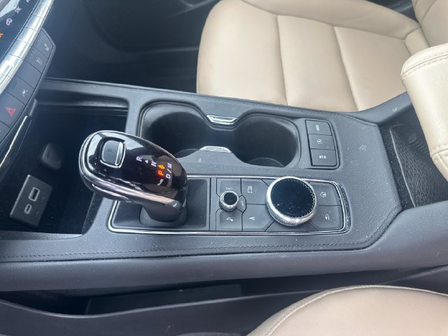 Used 2024 Cadillac XT4 Premium Luxury FWD image 24