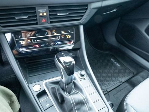 New 2026 Volkswagen Jetta SE image 20