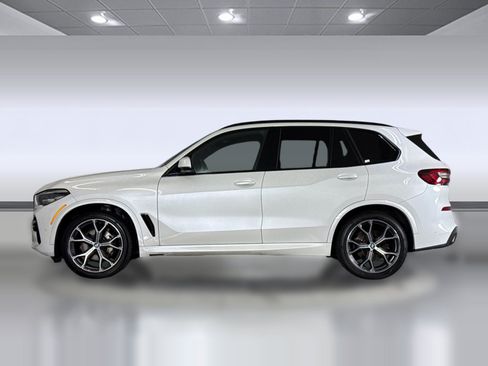 Used 2023 BMW X5 sDrive40i w/ M Sport Package RWD image 2