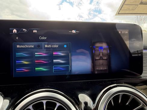 New 2026 Mercedes-Benz GLB 250 4MATIC image 30