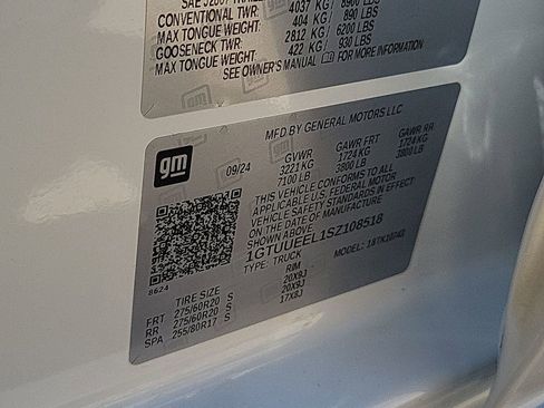 Certified 2025 GMC Sierra 1500 AT4 w/ AT4 Premium Package AWD/4WD image 35
