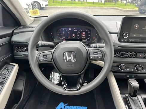 Certified 2023 Honda Accord LX image 12