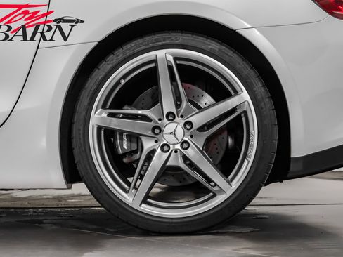 Used 2017 Mercedes-Benz AMG GT Coupe image 21