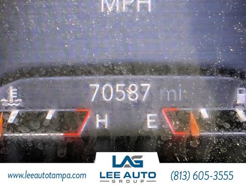 Used 2019 Jeep Cherokee Limited w/ Technology Group image 30