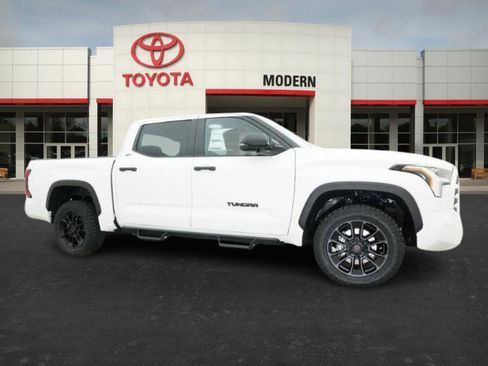 New 2026 Toyota Tundra SR5 image 28