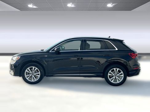 Certified 2023 Audi Q3 2.0T Premium Plus w/ Premium Plus Package image 2