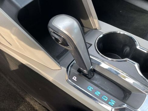 Used 2015 Chevrolet Equinox LS image 30