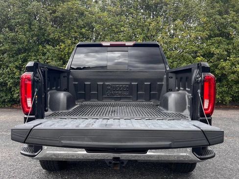 Used 2020 GMC Sierra 1500 SLT RWD image 8