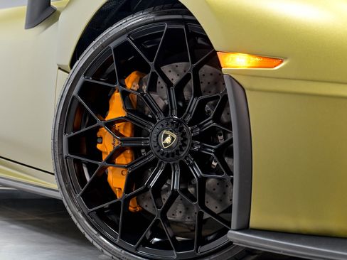 Used 2023 Lamborghini Huracan STO RWD image 60