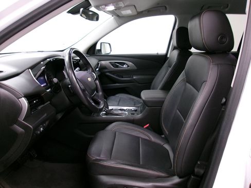 Used 2020 Chevrolet Traverse LT AWD/4WD image 8
