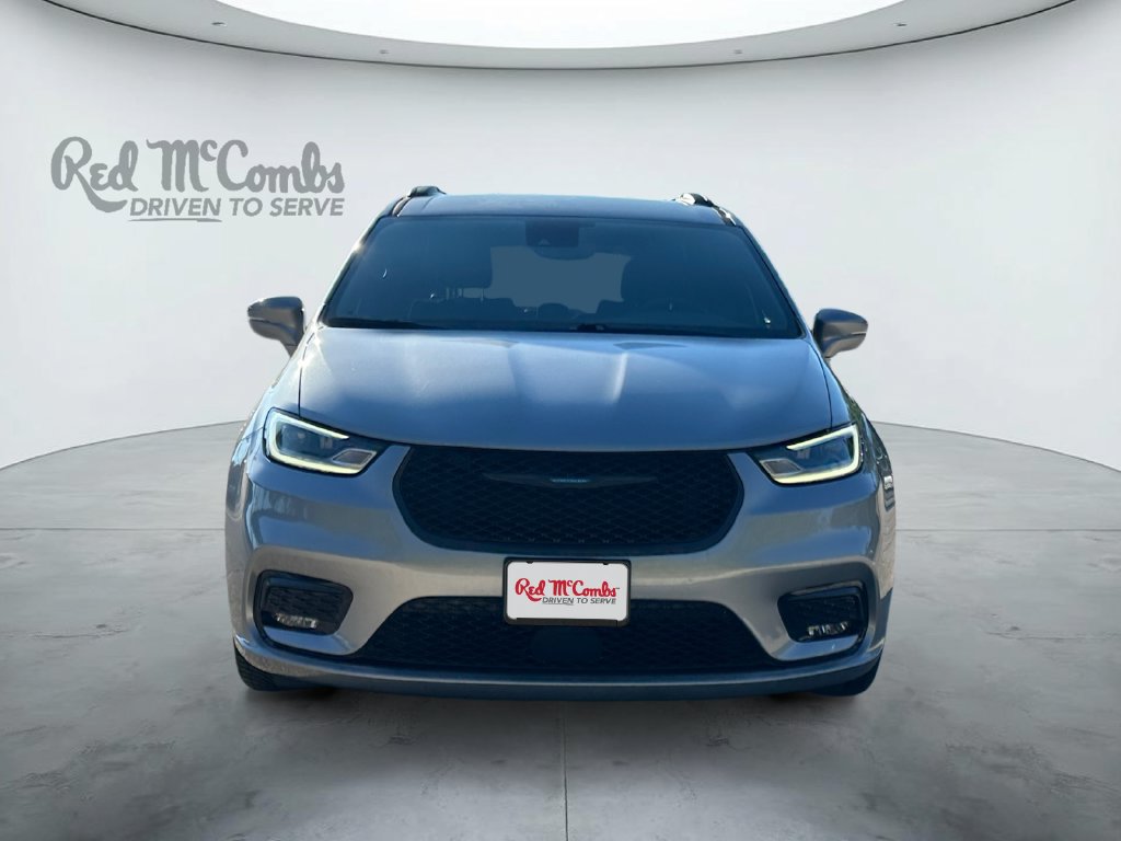 Used 2021 Chrysler Pacifica Touring w/ S Appearance Package FWD image 2