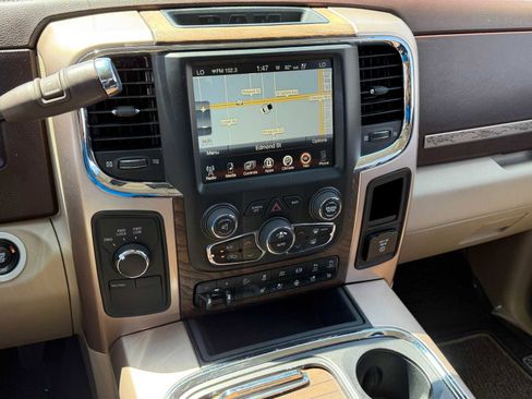 Used 2017 RAM 2500 Longhorn w/ Convenience Group AWD/4WD image 17