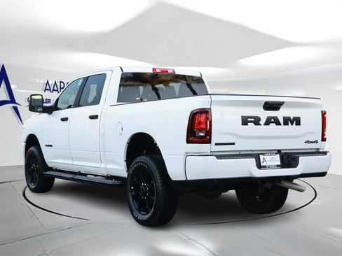 Used 2025 RAM 2500 Big Horn AWD/4WD image 2