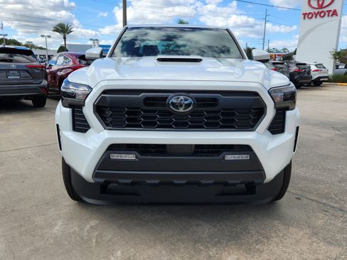 New 2026 Toyota Tacoma TRD Sport image 2