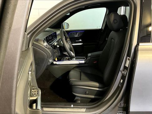 New 2026 Mercedes-Benz GLB 250 4MATIC image 13