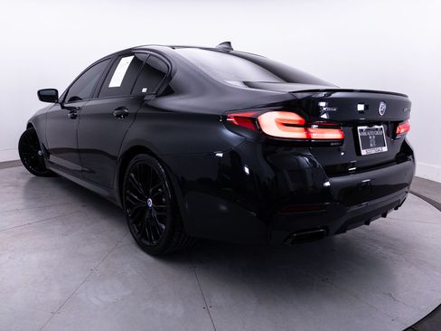 Used 2023 BMW M550i xDrive w/ Executive Package AWD/4WD image 4