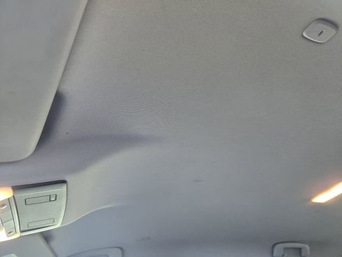 Certified 2022 Nissan Rogue SV FWD image 25