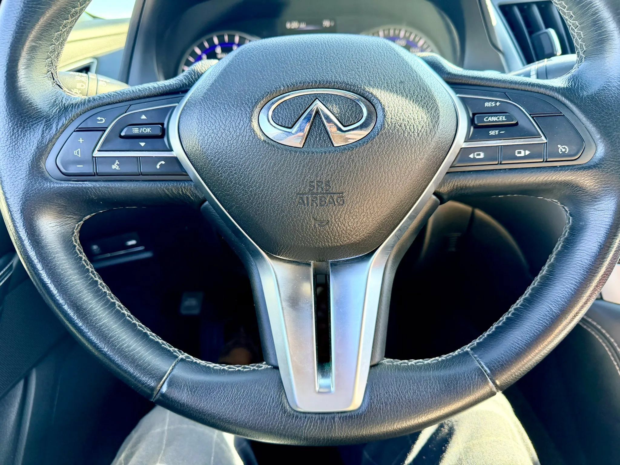 Used 2019 INFINITI Q60 3.0t w/ Cargo Package RWD image 63