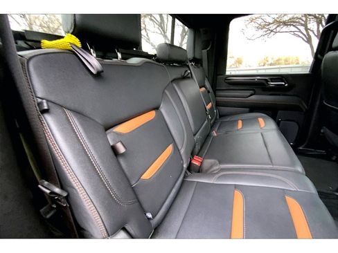 Used 2024 GMC Sierra 2500 AT4 w/ Technology Package image 28