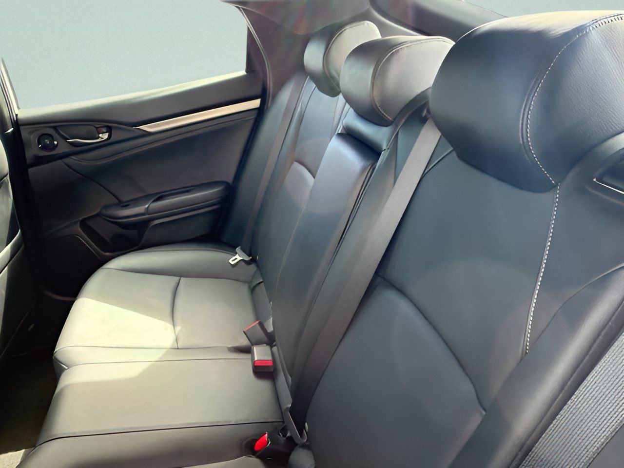 Used 2017 Honda Civic EX-L image 15