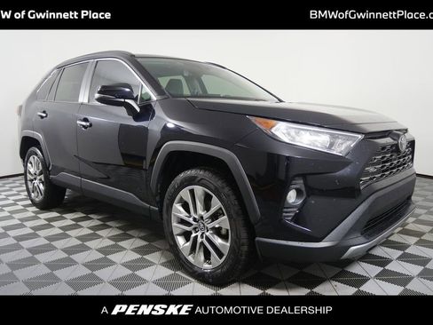 Used 2019 Toyota RAV4 Limited image 1